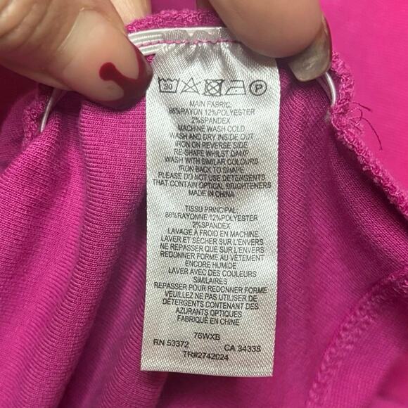 French Connection Wild Rosa Sleeveless Mock Neck Ruched Top Size M NWT - Picture 6 of 6